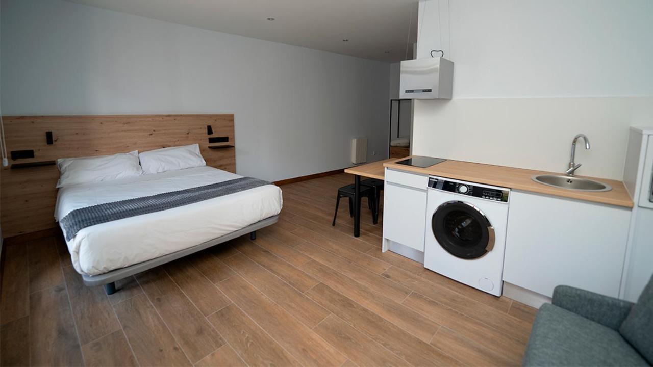 Apartamentos Puerta De Occidente Cornellana Luaran gambar
