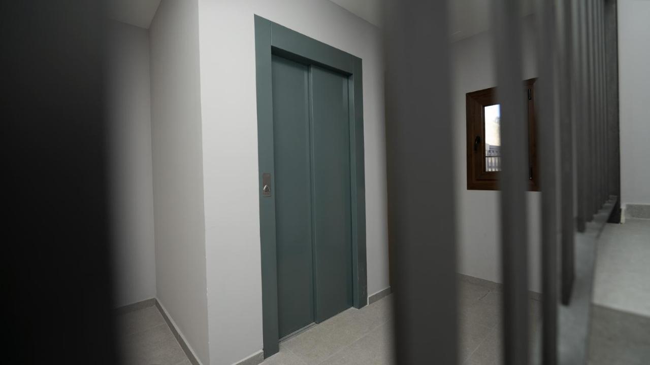 Apartamentos Puerta De Occidente Cornellana Luaran gambar