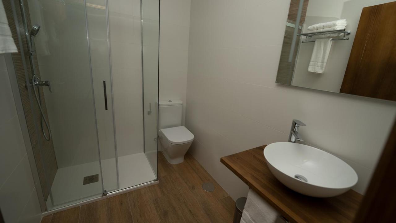 Apartamentos Puerta De Occidente Cornellana Luaran gambar
